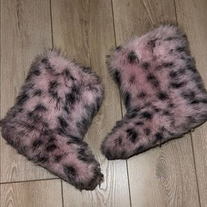 PINK leopard fuzzy boots